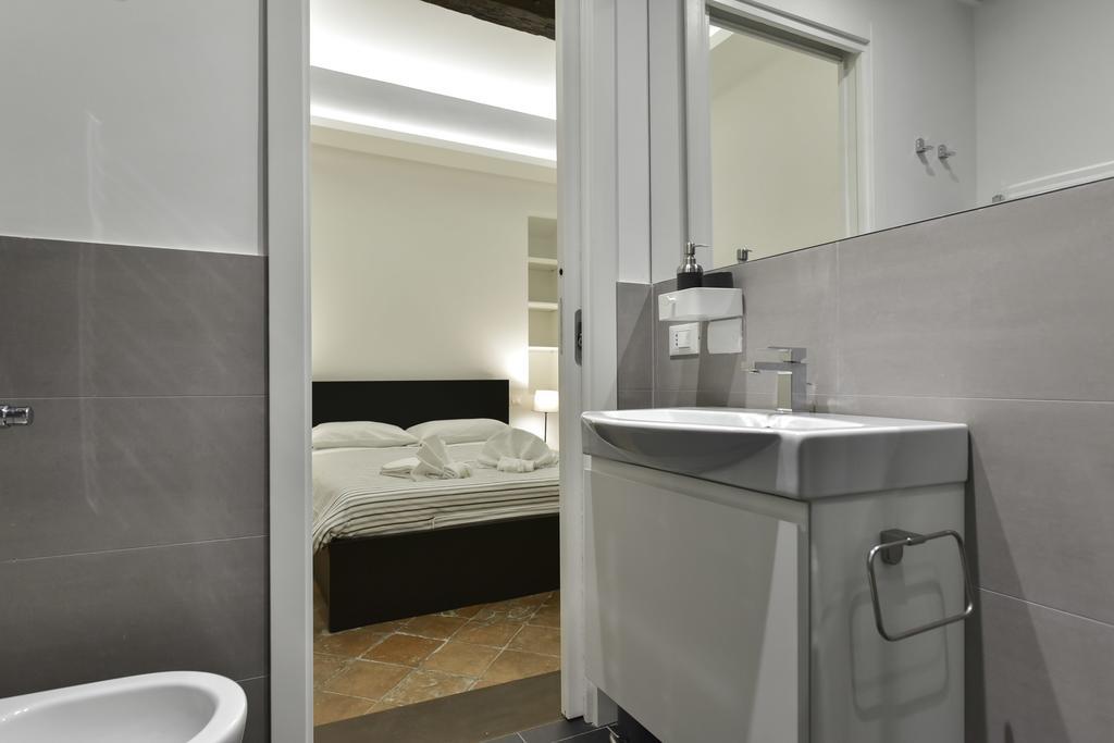 Campo De' Fiori Brand New Apartment Рим Екстериор снимка