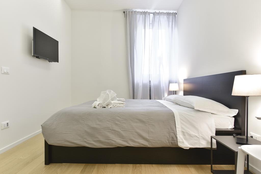 Campo De' Fiori Brand New Apartment Рим Екстериор снимка